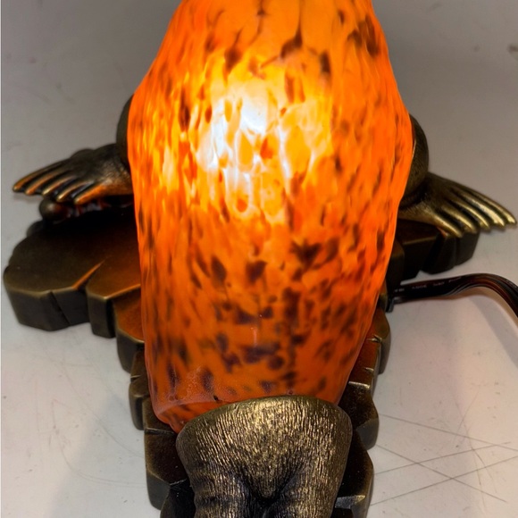 Blown Glass & Bronze Seal Lamp / Nightlight 11”x8.5”x7” NEW (TLS4180) LLF - Picture 6 of 7